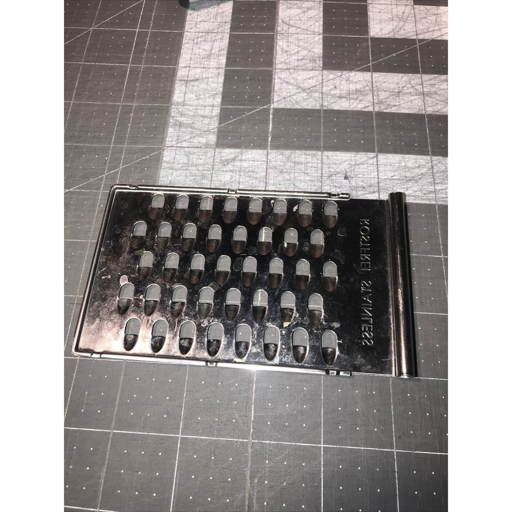 Pampered Chef 1087 Ultimate Mandoline Slicer Grater 4 Blades + Storage Box - Picture 3 of 12